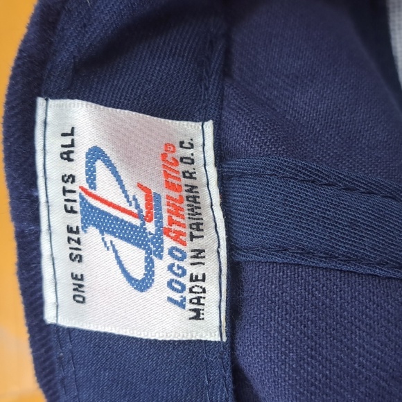 Vintage Denver Broncos Logo Athletic stitched logo softshell blue pulltab hat - Picture 9 of 10